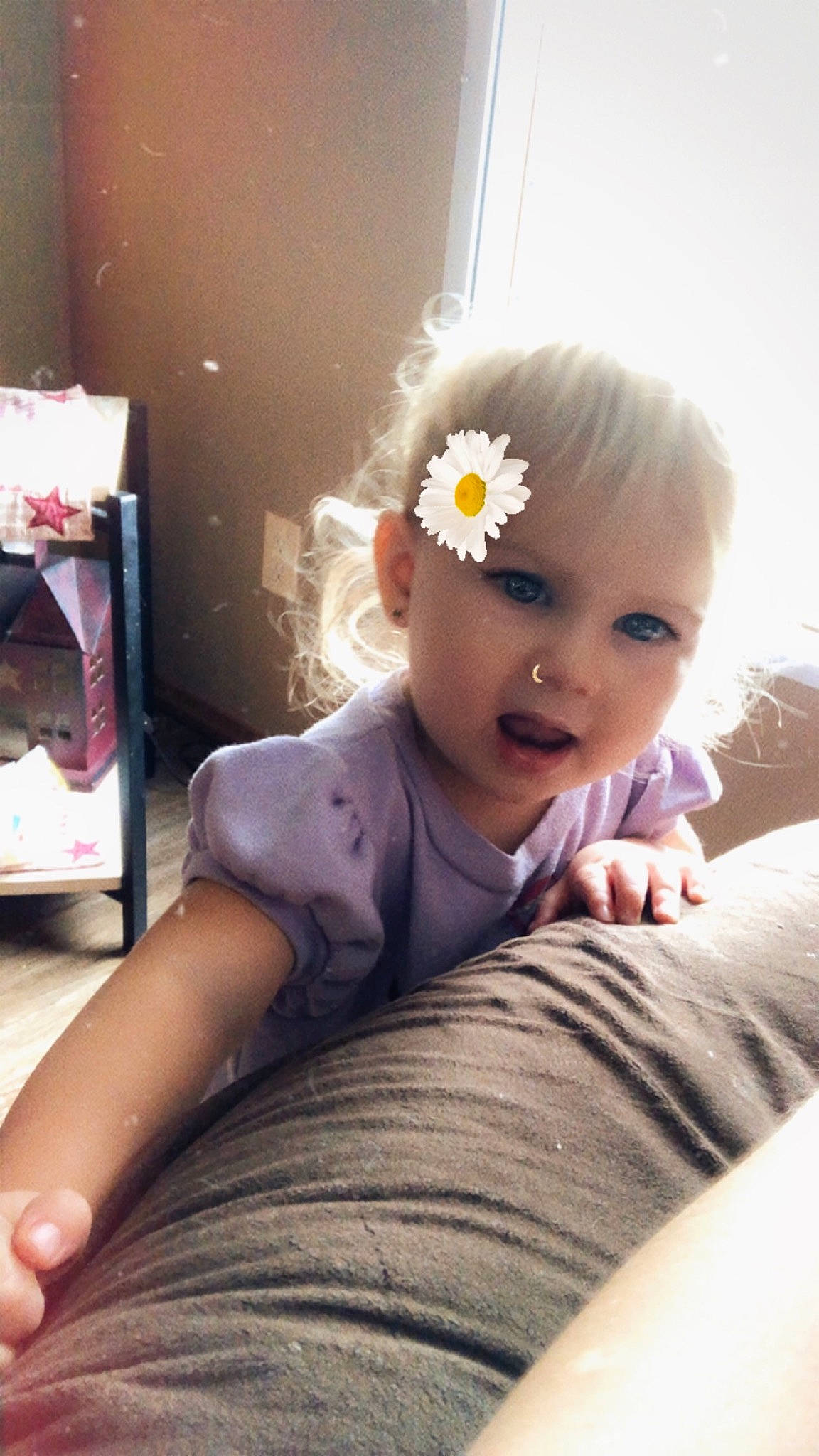 Katelynn is registered to the contest to win money with this photo: baby, cheek, child, ear, hair_accessory, headband, leg, nose, person, skin, toddler