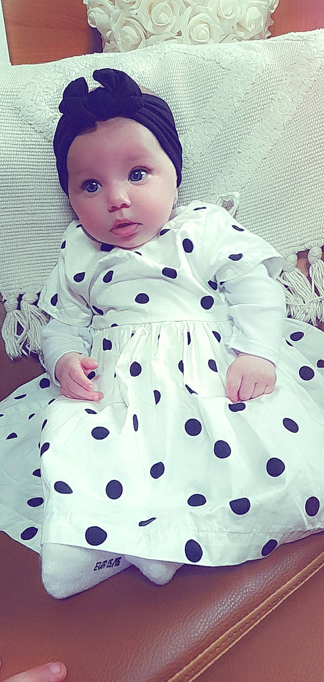 Sounai a rejoint le concours — aidez-le/la à gagner de superbes lots ! baby_toddler_clothing, beauty, cap, day_dress, doll, dress, facial_expression, fashion, fashion_design, magenta, one_piece_garment, outerwear, pattern, person, pink, purple, sleeve, textile, vintage_clothing, violet