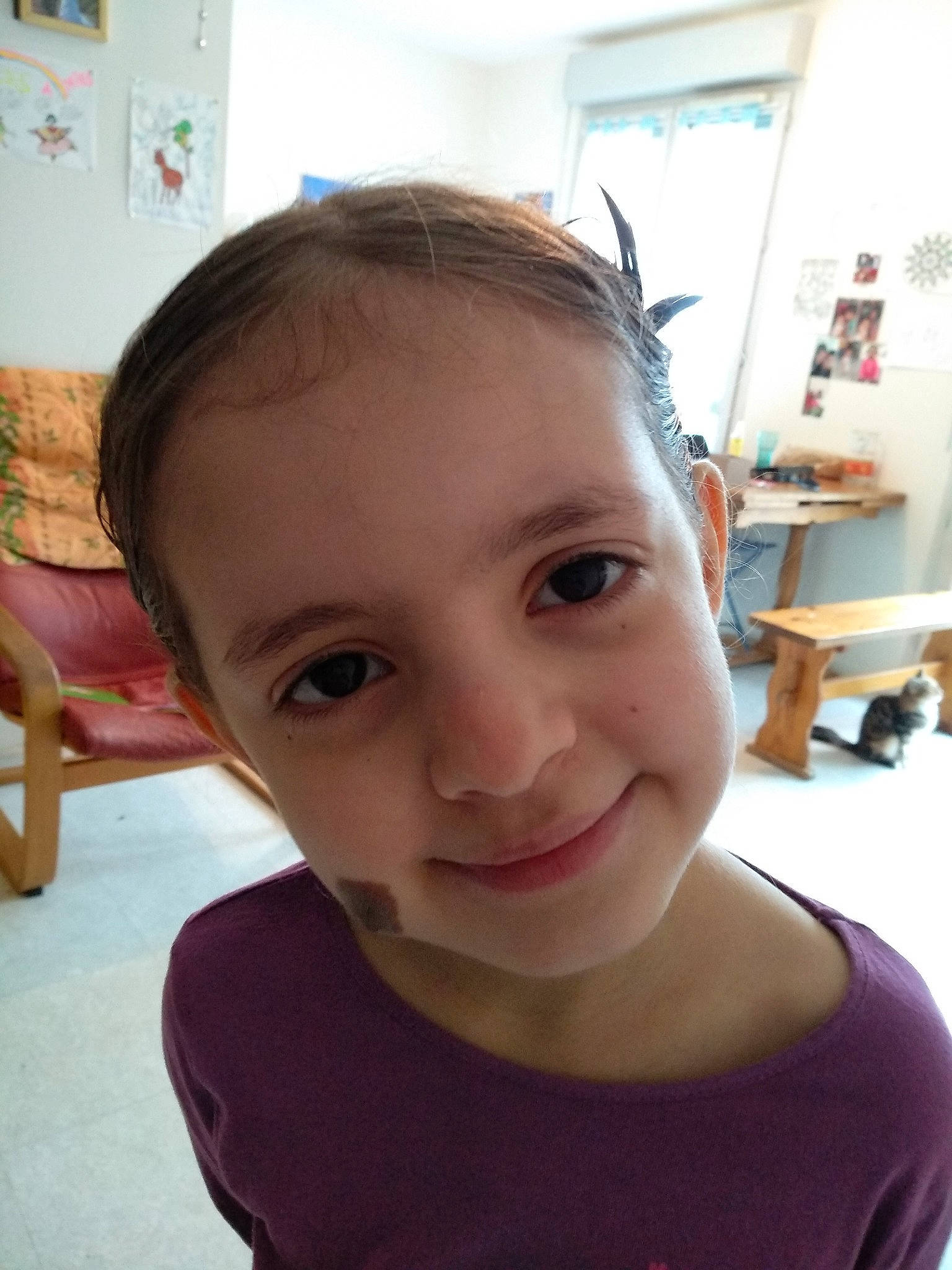 Savannah participe au concours pour gagner de l'argent avec cette photo : cheek, child, chin, ear, eyebrow, face, facial_expression, forehead, hair, hairstyle, head, jaw, lip, mouth, neck, nose, person, selfie, skin, smile