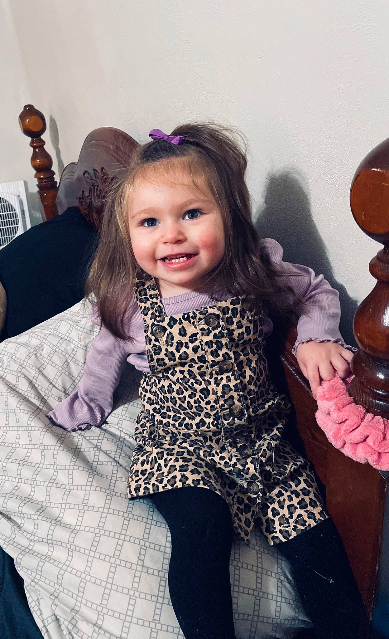Braelynn joined the competition — help win amazing prizes! child, cool, event, facial_expression, fashion_design, finger, flash_photography, fun, gesture, hair, happy, joy, leg, long_hair, person, purple, skin, sleeve, smile, thigh