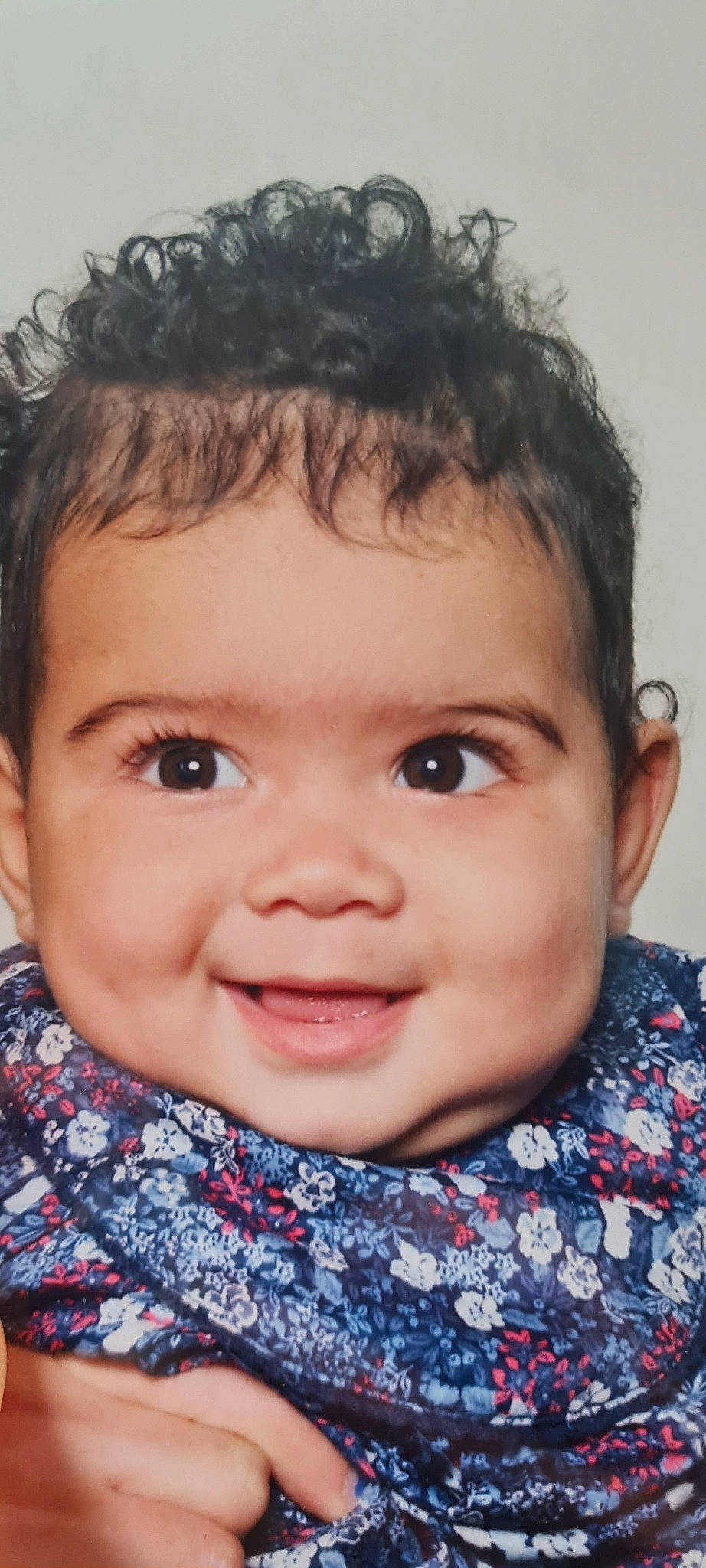 Alyannah participe au concours pour gagner de l'argent avec cette photo : cheek, chin, eye, eyebrow, eyelash, face, facial_expression, forehead, hair, hairstyle, head, jaw, joy, lip, mouth, neck, nose, organ, person, skin