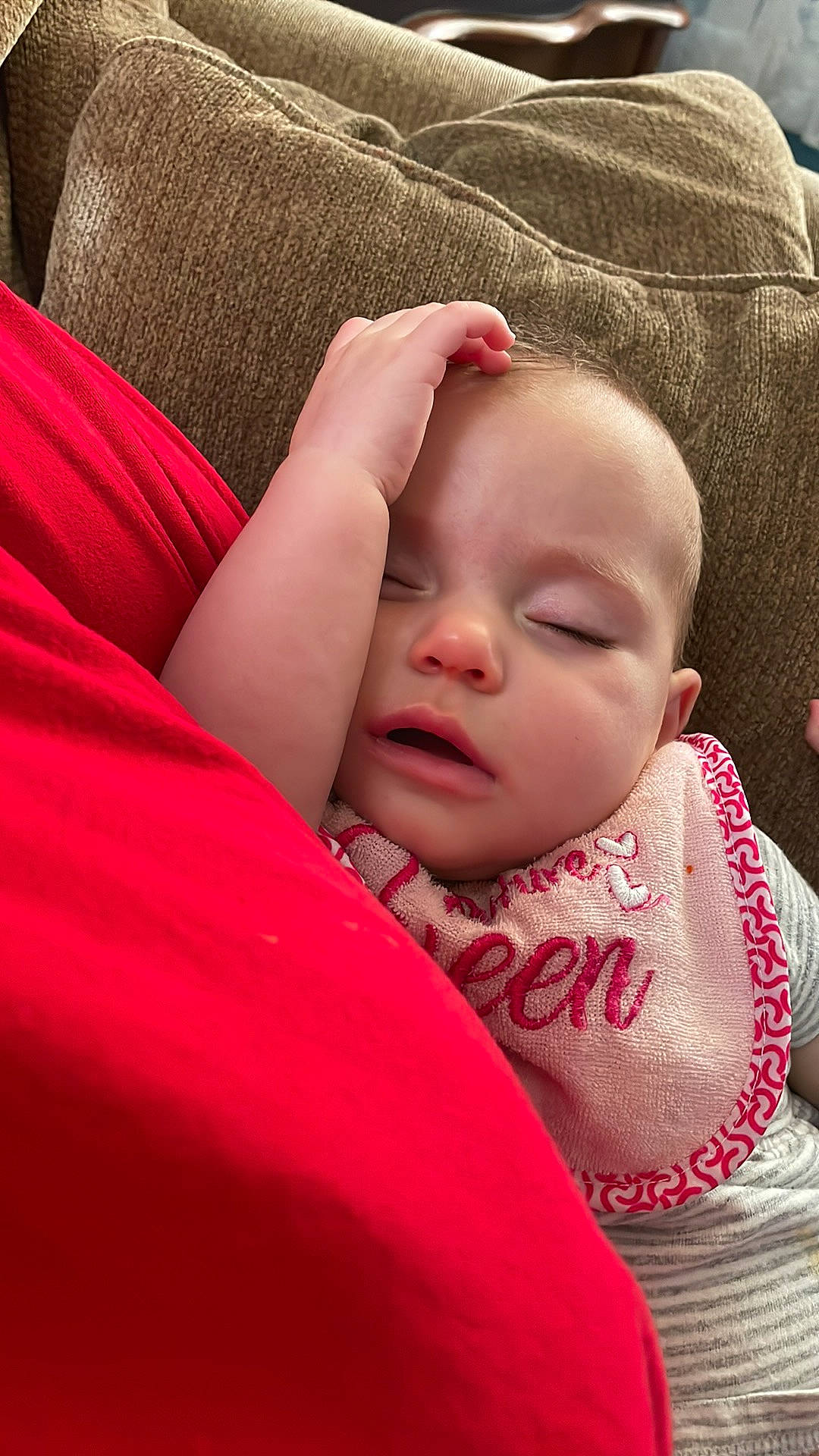 Andrea is registered to the contest to win money with this photo: baby, baby_toddler_clothing, cheek, chin, comfort, eye, eyebrow, eyelash, happy, head, iris, lip, mouth, neck, nose, person, pink, skin, sleeve, textile