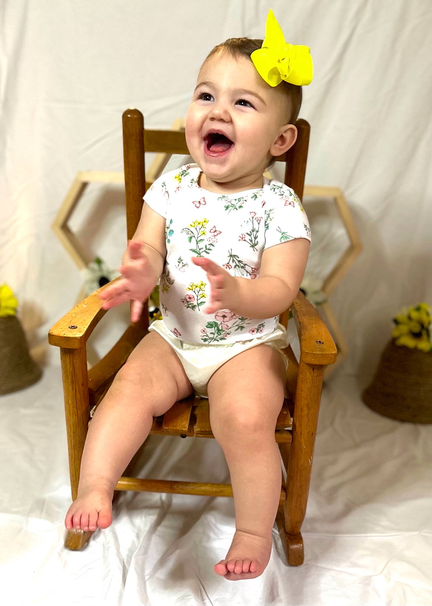 Blakely is registered to the contest to win money with this photo: baby, baby_toddler_clothing, barefoot, chair, child, comfort, face, foot, fun, happy, human_leg, knee, people, person, photograph, skin, sleeve, smile, thigh, toddler