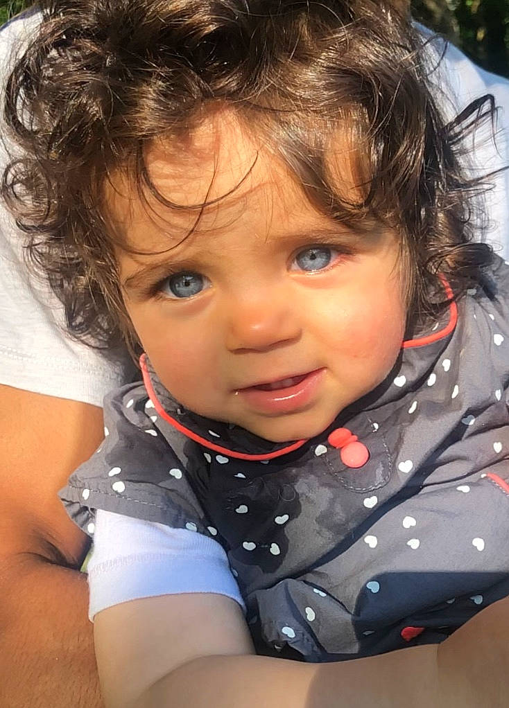 Mayna participe au concours pour gagner de l'argent avec cette photo : cheek, chin, eye, eyebrow, eyelash, face, facial_expression, forehead, hair, hairstyle, head, human_body, iris, lip, mouth, neck, nose, organ, person, skin