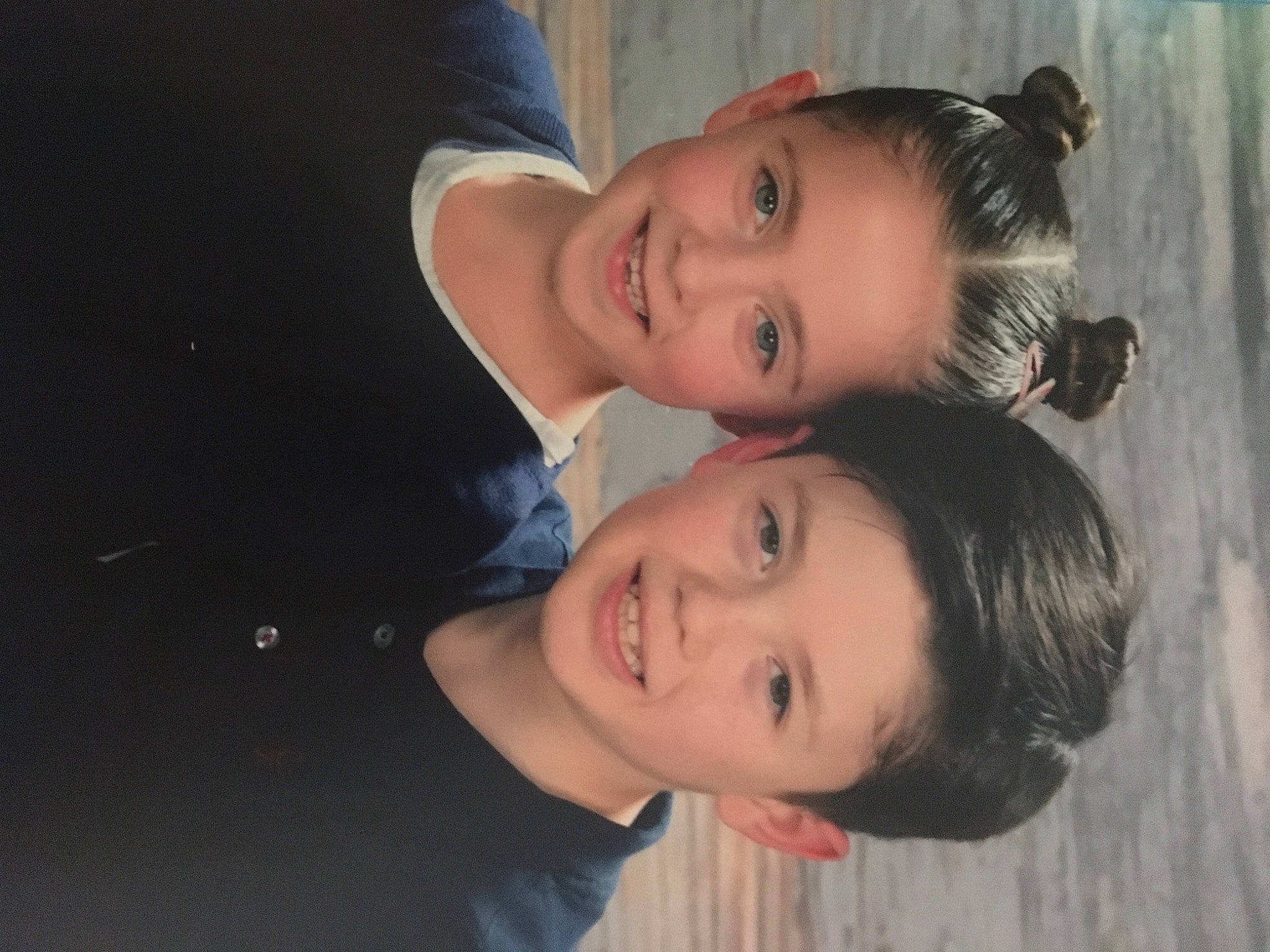 Damien Bailleul participe au concours pour gagner de l'argent avec cette photo : beauty, black_hair, cheek, child, chin, ear, eye, eyebrow, face, forehead, hair, happy, head, jaw, joy, lip, mouth, neck, nose, person