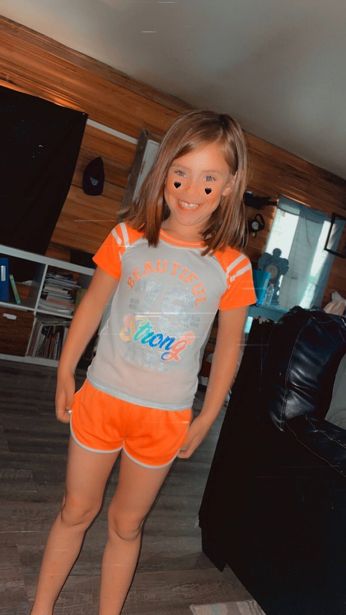 Caelee is registered to the contest to win money with this photo: abdomen, blond, electric_blue, fashion_design, fun, human_leg, joint, joy, knee, leg, leisure, long_hair, person, shorts, shoulder, skin, smile, sportswear, t_shirt, thigh