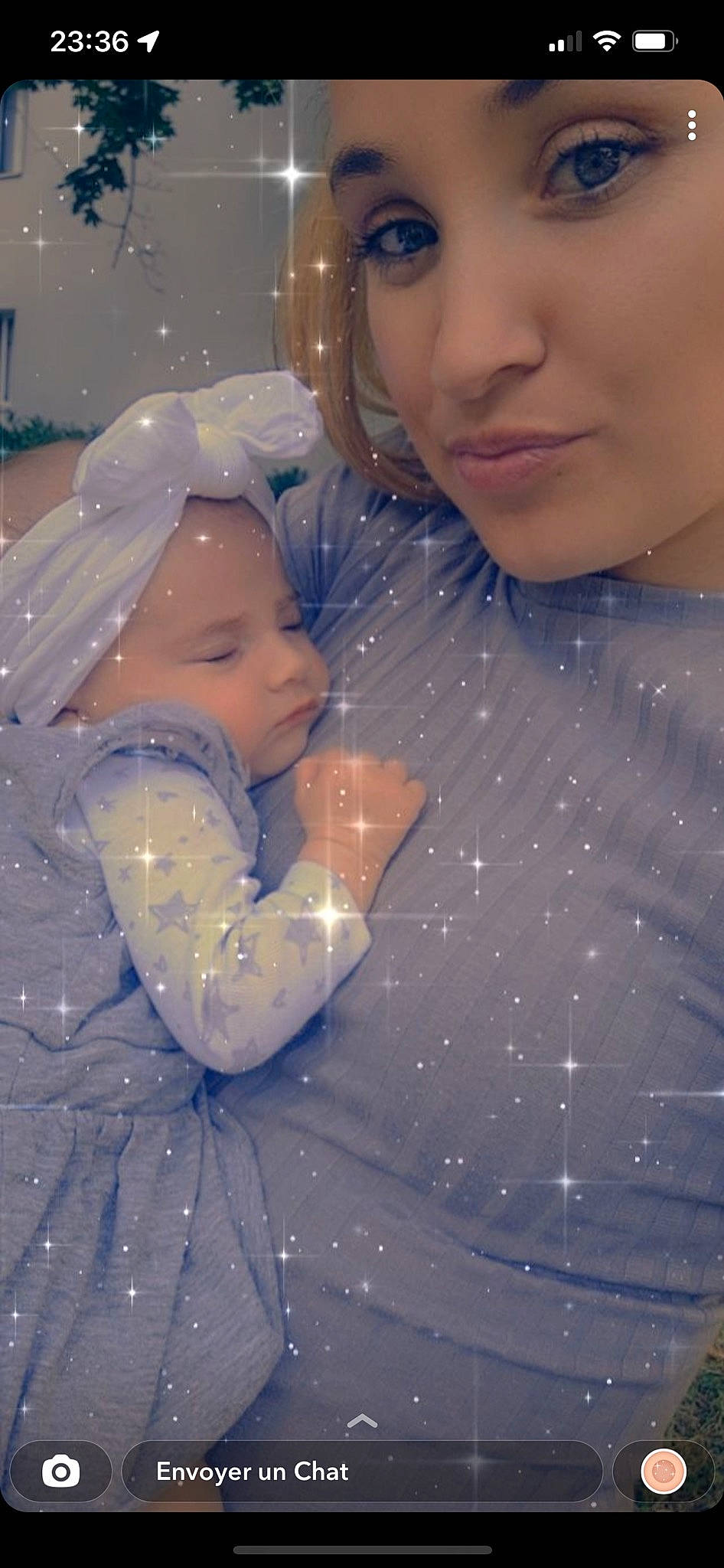 Nina participe au concours pour gagner de l'argent avec cette photo : baby, cheek, child, ear, event, eyebrow, eyelash, face, fun, gesture, hairstyle, happy, headwear, iris, lip, mouth, nose, person, skin, sleeve