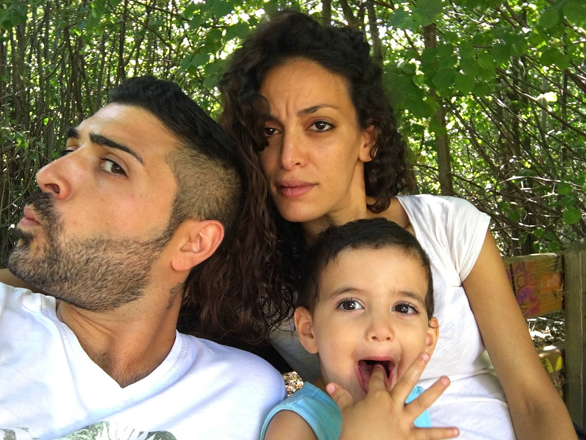 Domenico participe au concours pour gagner de l'argent avec cette photo : child, family, fun, happy, nose, people, person