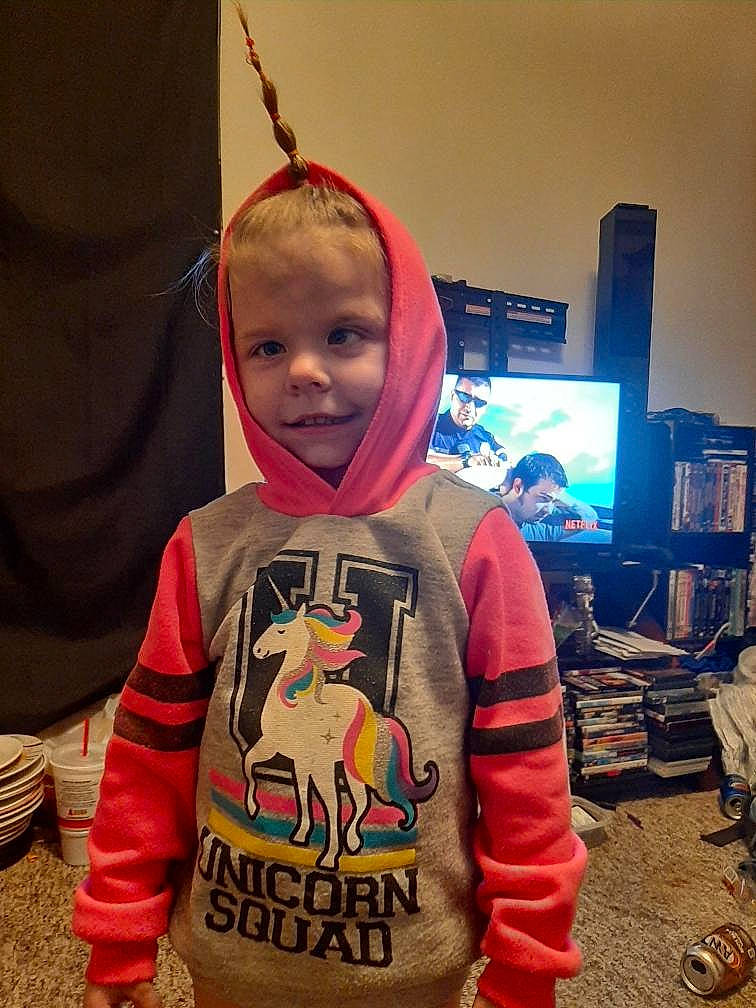 Lilyana is registered to the contest to win money with this photo: baby, baby_toddler_clothing, child, computer_monitor, cool, fictional_character, fun, happy, hoodie, jacket, person, play, room, selfie, sleeve, smile, sportswear, t_shirt, television, toddler