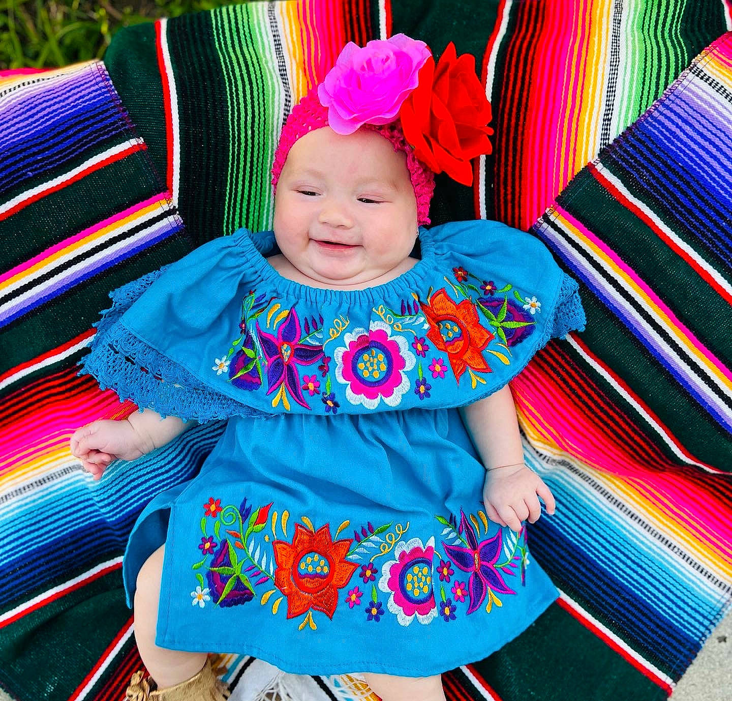 Kayleen is registered to the contest to win money with this photo: baby, baby_products, baby_toddler_clothing, child, costume_hat, electric_blue, event, fashion_accessory, fun, happy, headgear, headwear, magenta, pattern, person, pink, purple, sleeve, smile, textile