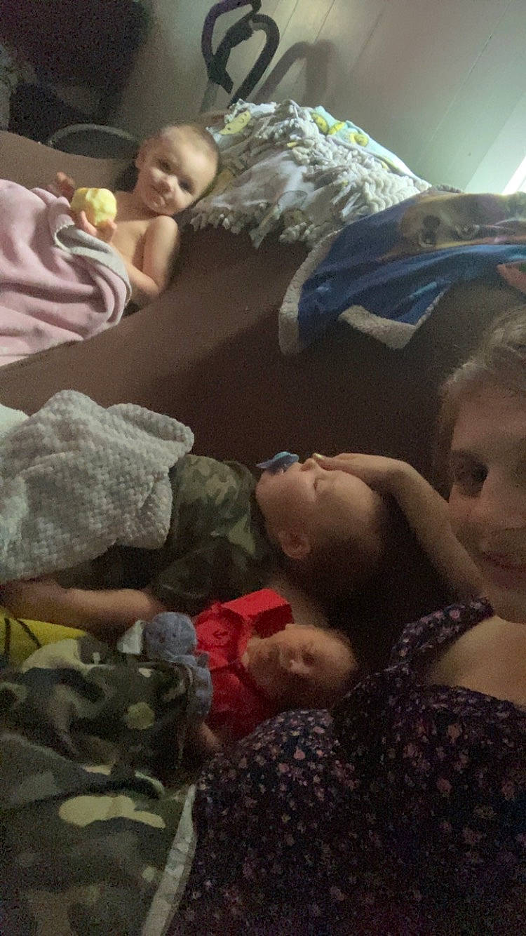 Anneak is registered to the contest to win money with this photo: art, baby, bed, bed_sheet, bedding, bedtime, blanket, child, comfort, event, flesh, fun, linens, mouth, nap, person, room, sitting, toddler, visual_arts