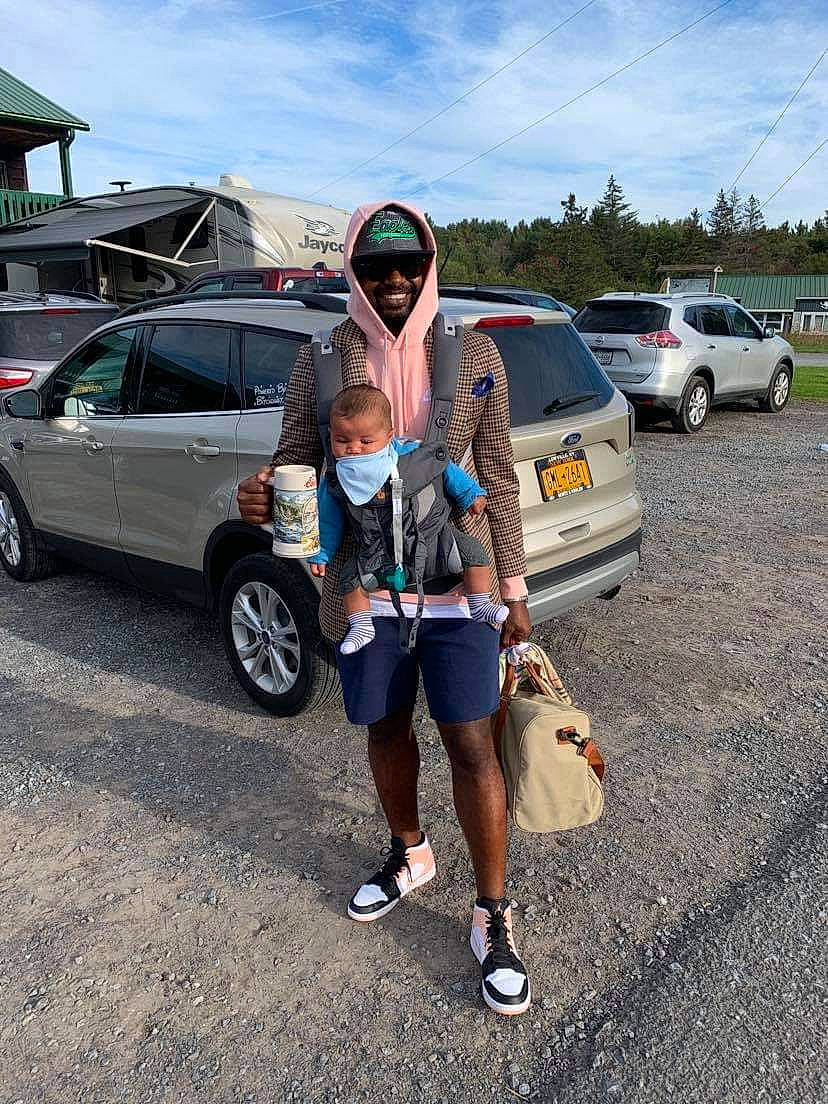 Vaeda joined the competition — help win amazing prizes! asphalt, automotive_design, automotive_exterior, automotive_tire, bumper, car, cloud, headwear, joy, land_vehicle, motor_vehicle, parking, person, personal_luxury_car, road, shorts, sky, street_fashion, sunglasses, tire