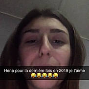 Cléophatre a rejoint le concours — aidez-le/la à gagner de superbes lots ! cheek, chin, eye, eyebrow, face, facial_expression, forehead, fun, head, jaw, lip, mouth, neck, nose, organ, photo_caption, photography, selfie, smile, tooth