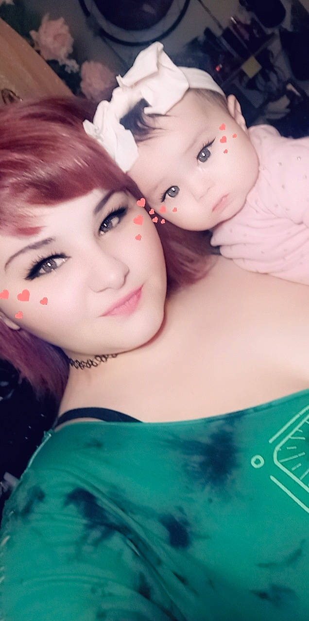 Emberlyn is registered to the contest to win money with this photo: cheek, eye, eye_liner, eyebrow, eyelash, face, fashion, flash_photography, gesture, hairstyle, happy, iris, lip, mouth, nose, organ, person, skin, smile, textile