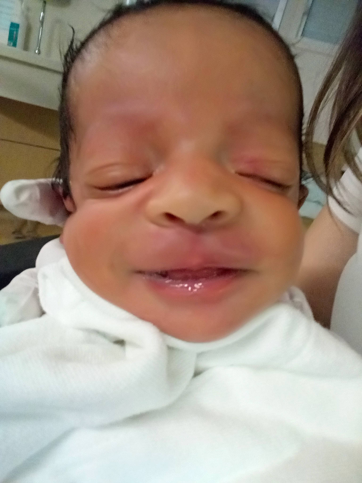 Jerzee is registered to the contest to win money with this photo: baby, baby_making_funny_faces, cheek, child, chin, ear, eyebrow, face, facial_expression, forehead, happy, head, jaw, laugh, lip, mouth, nose, person, skin, smile