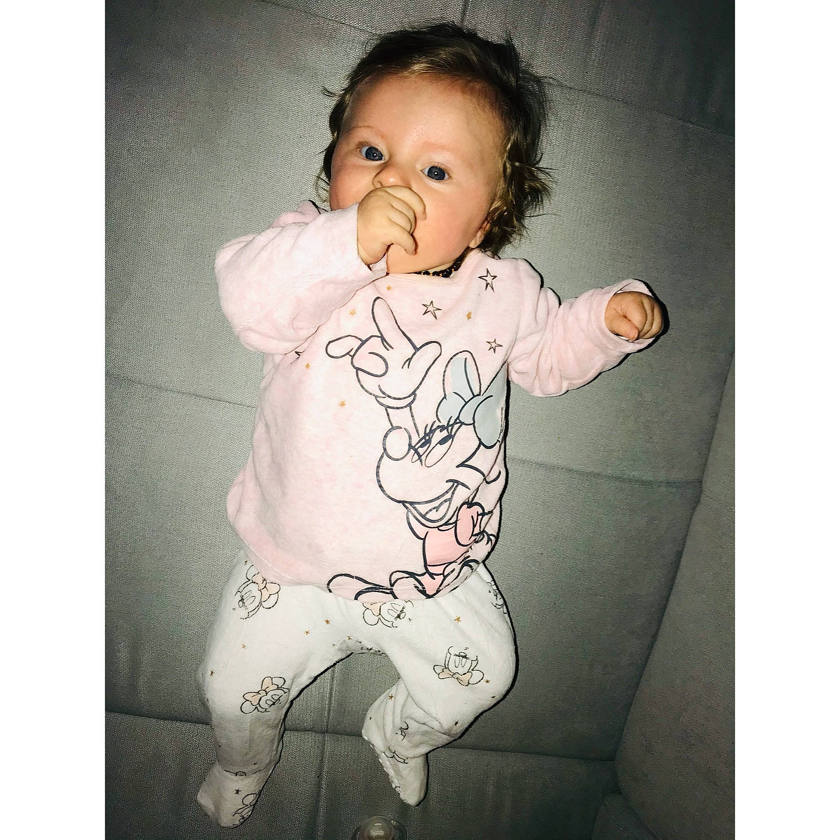 Cléo a rejoint le concours — aidez-le/la à gagner de superbes lots ! baby, baby_products, baby_toddler_clothing, child, person, sleeve, toddler