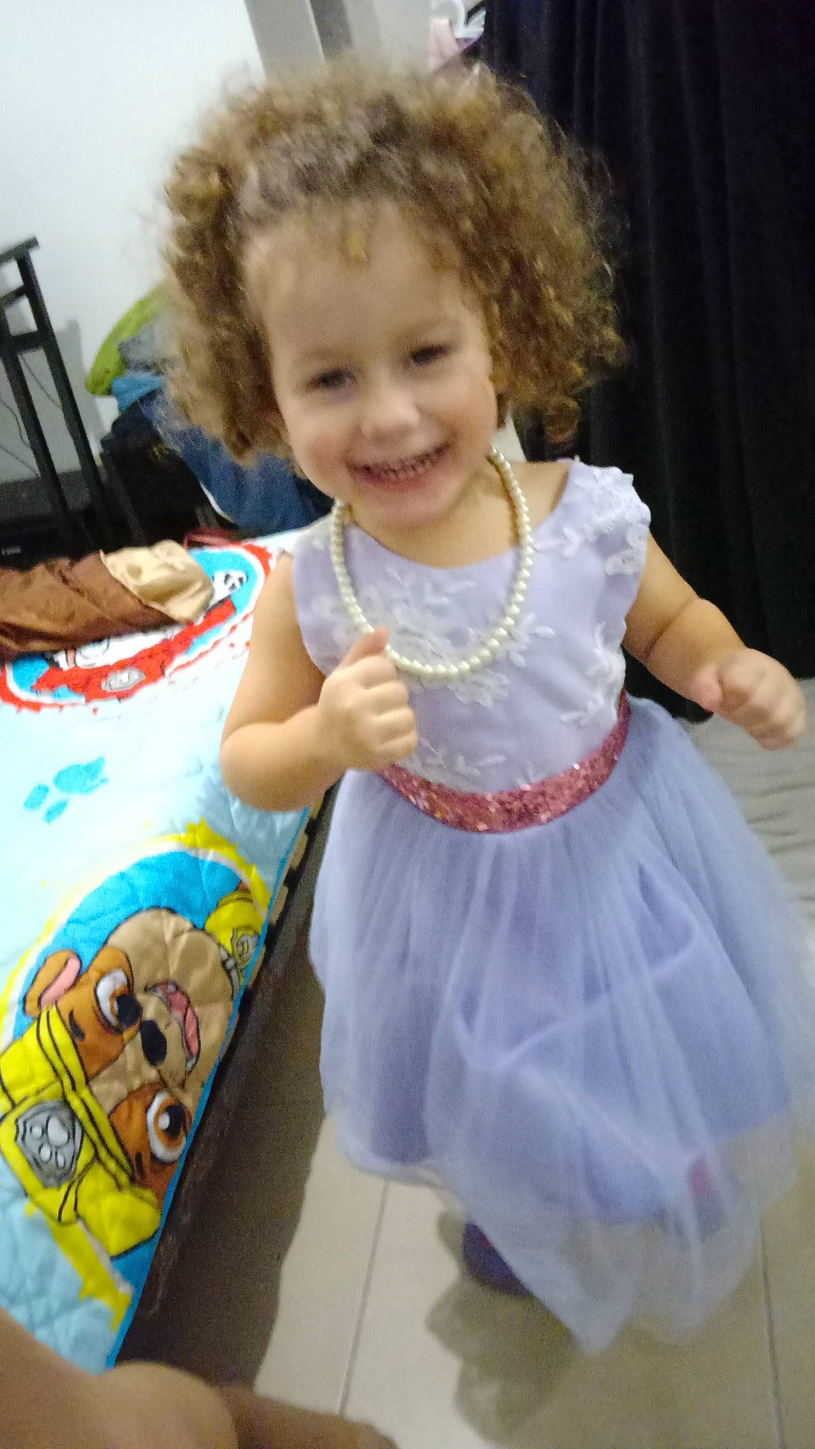 Manël a rejoint le concours — aidez-le/la à gagner de superbes lots ! baby_toddler_clothing, beauty, cheek, child, day_dress, dress, event, fun, hairstyle, happy, joy, pattern, person, photograph, product, sitting, skin, sleeve, smile, snapshot