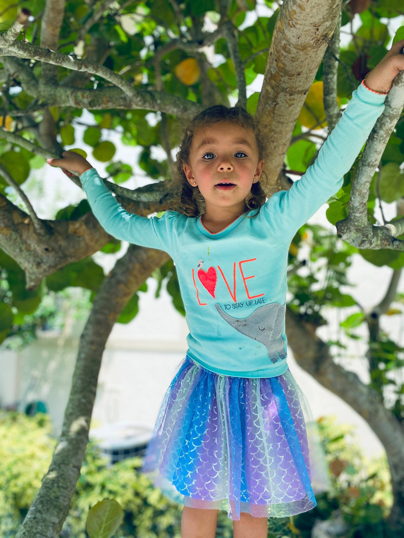 Kaydence is registered to the contest to win money with this photo: adaptation, botany, branch, child, child_model, green, happy, leaf, person, photography, plant, smile, toddler, tree