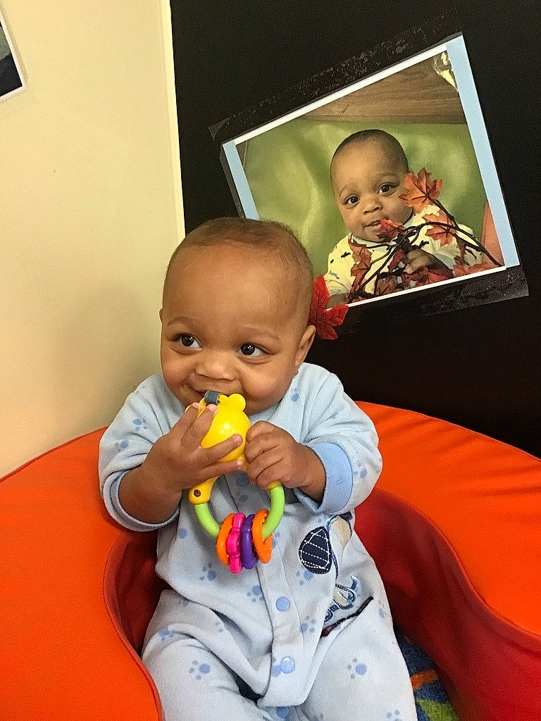 Kacen is registered to the contest to win money with this photo: baby, child, person, sitting, toddler