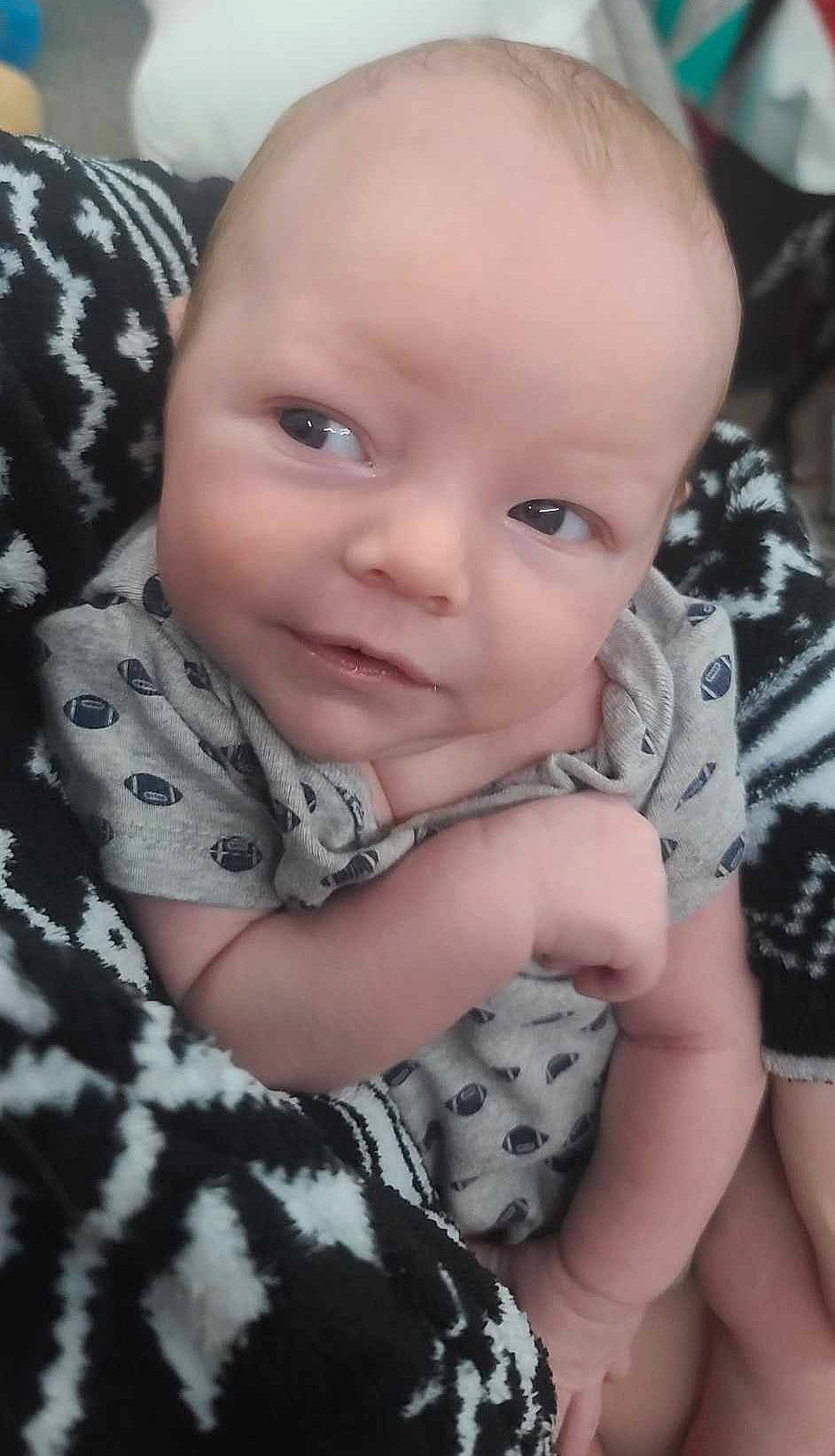 Linkin is registered to the contest to win money with this photo: baby, baby_toddler_clothing, beauty, cheek, child, comfort, finger, fun, fur, happy, iris, linens, lip, pattern, person, sitting, skin, sleeve, smile, thumb