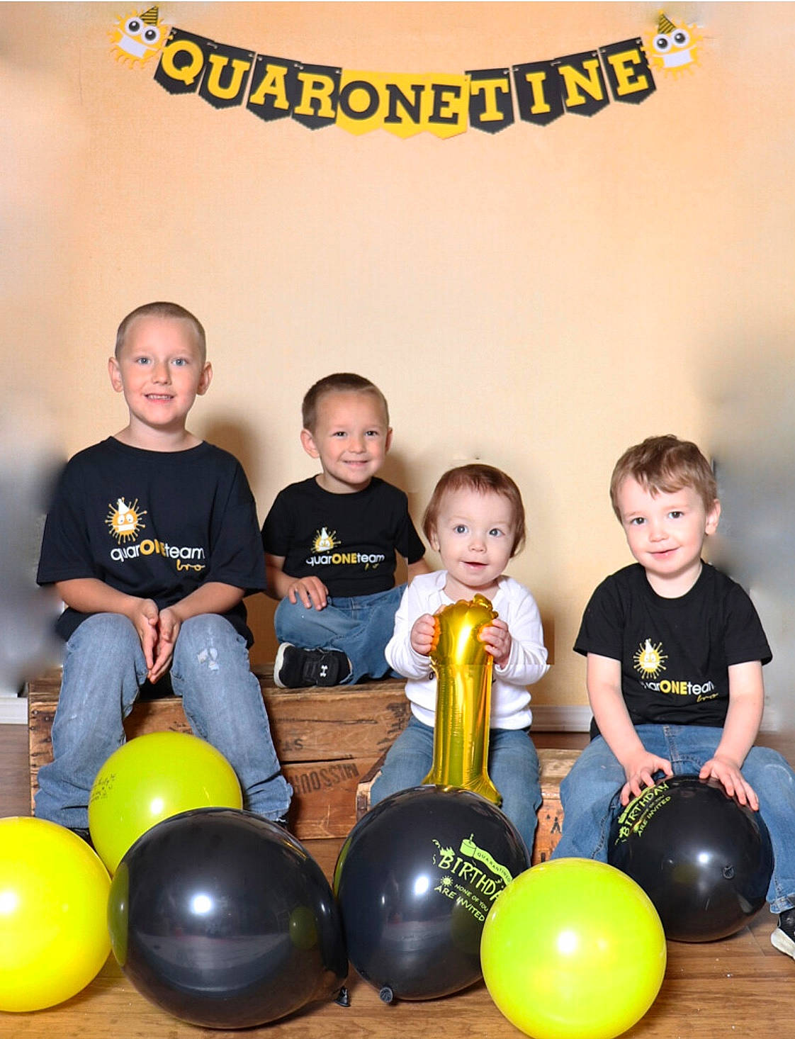 Kolsen is registered to the contest to win money with this photo: arm, ball, clothing, exercise_equipment, face, facial_expression, fun, happy, head, human_body, joint, joy, leg, leisure, person, recreation, smile, standing, t_shirt, thigh