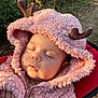 Lila Josselin a rejoint le concours — aidez-le/la à gagner de superbes lots ! baby, bonnet, cap, clothing, coat, face, grass, hat, head, hood, hoodie, jacket, knitwear, person, photography, plant, portrait, sweater, sweatshirt, tree