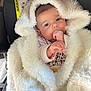Lila Josselin a rejoint le concours — aidez-le/la à gagner de superbes lots ! baby, blanket, car, clothing, coat, cushion, face, happy, head, homedecor, jacket, newborn, person, photography, portrait, quilt, sleeping, smile, transportation, vehicle