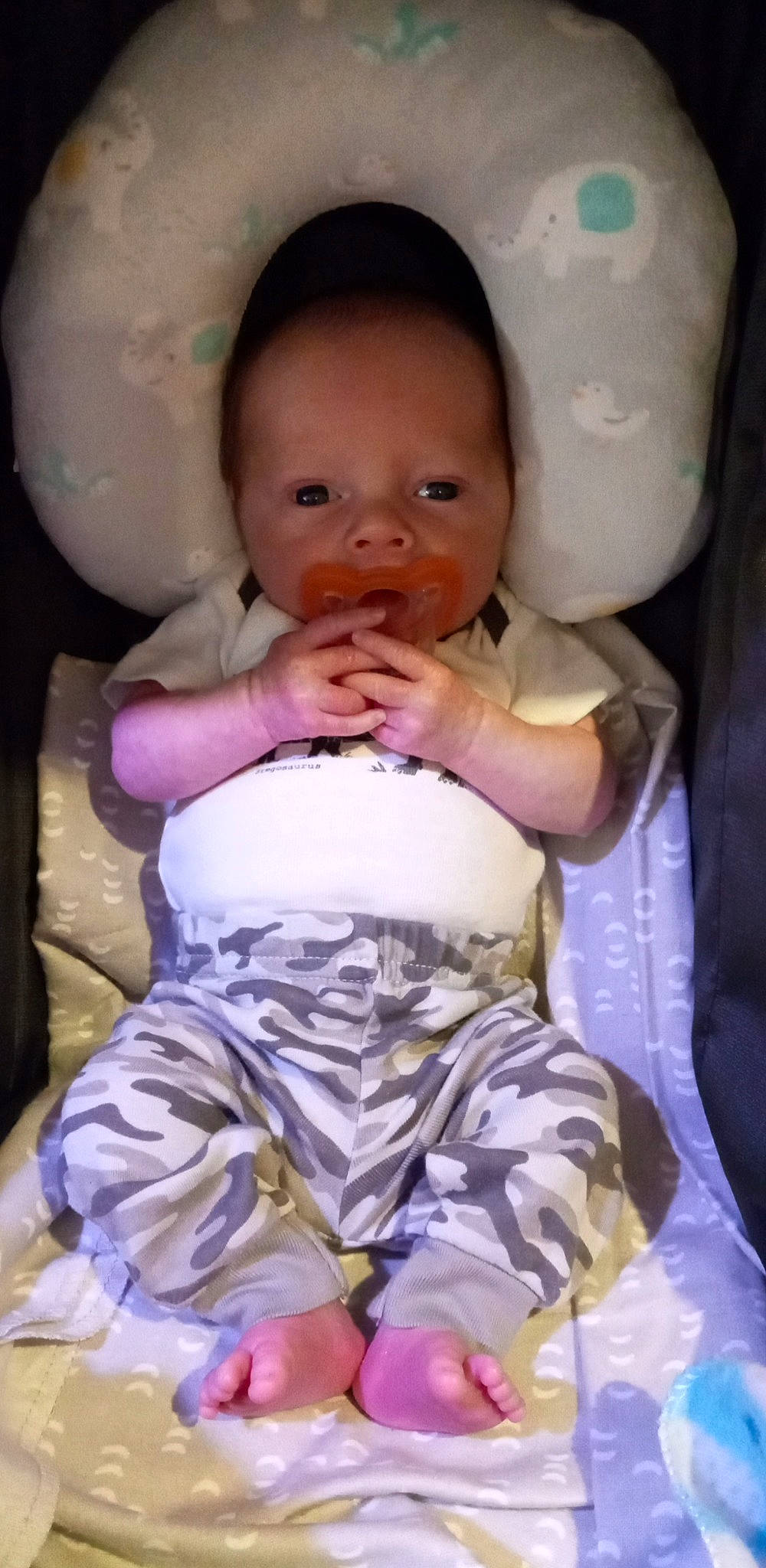 Memphis is registered to the contest to win money with this photo: arm, baby, baby_toddler_clothing, cheek, comfort, eye, face, hair, hand, head, human_body, joint, leg, lip, mouth, nose, organ, person, purple, skin