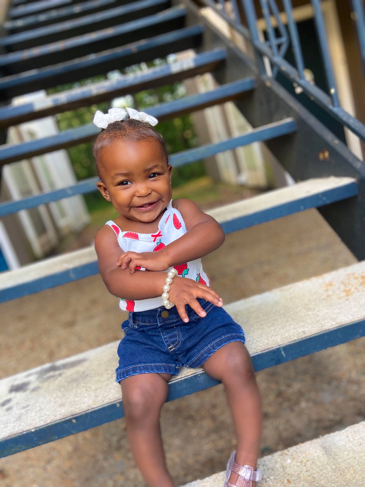 Denver is registered to the contest to win money with this photo: beauty, child, child_model, fun, happy, joy, leg, leisure, people, person, photography, play, shorts, sitting, skin, smile, summer, toddler, vacation