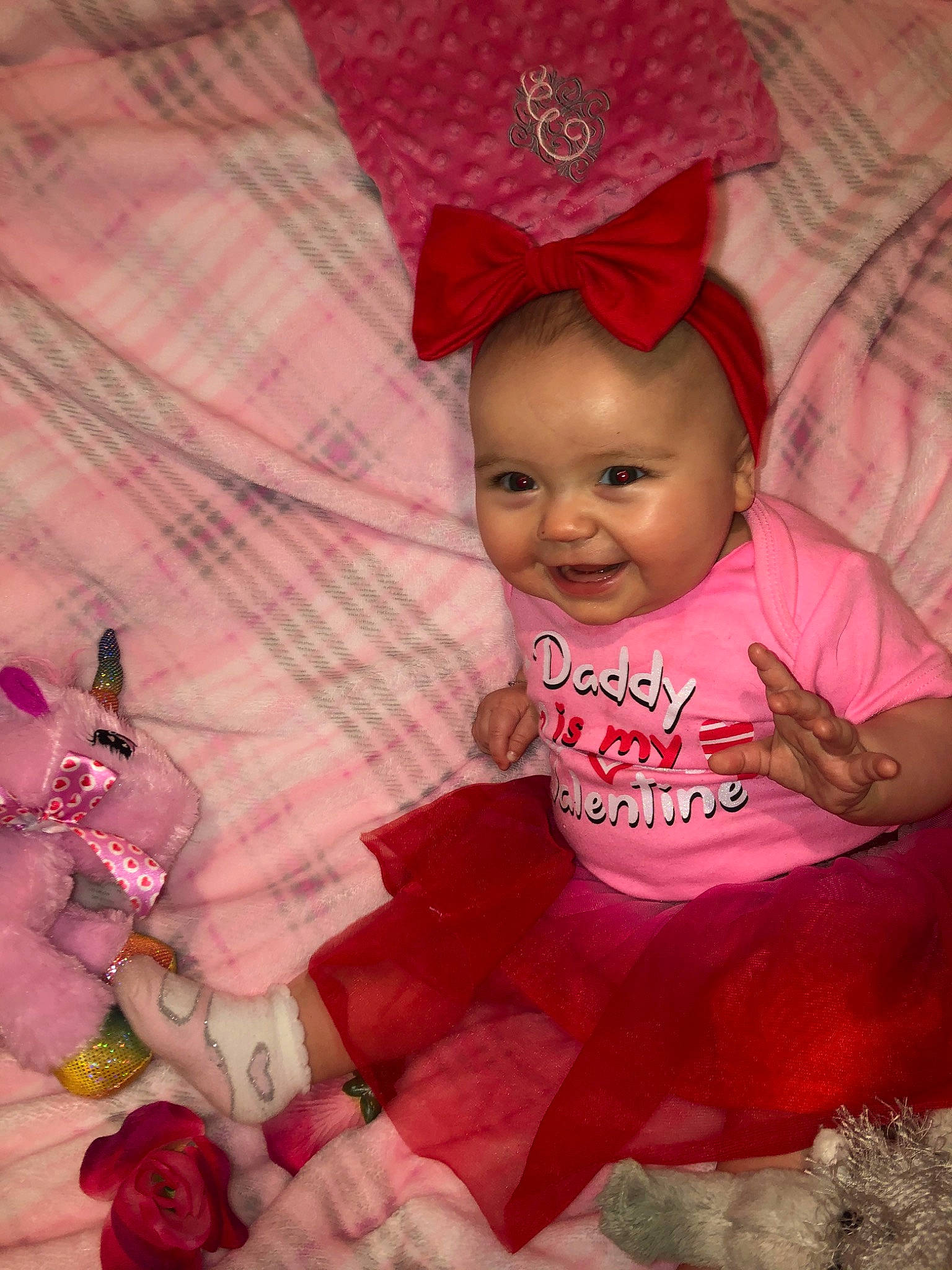 Evelynn is registered to the contest to win money with this photo: baby, baby_toddler_clothing, cheek, child, hair_accessory, happy, headgear, joy, magenta, person, pink, skin, smile, toddler