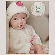 Nadya is registered to the contest to win money with this photo: