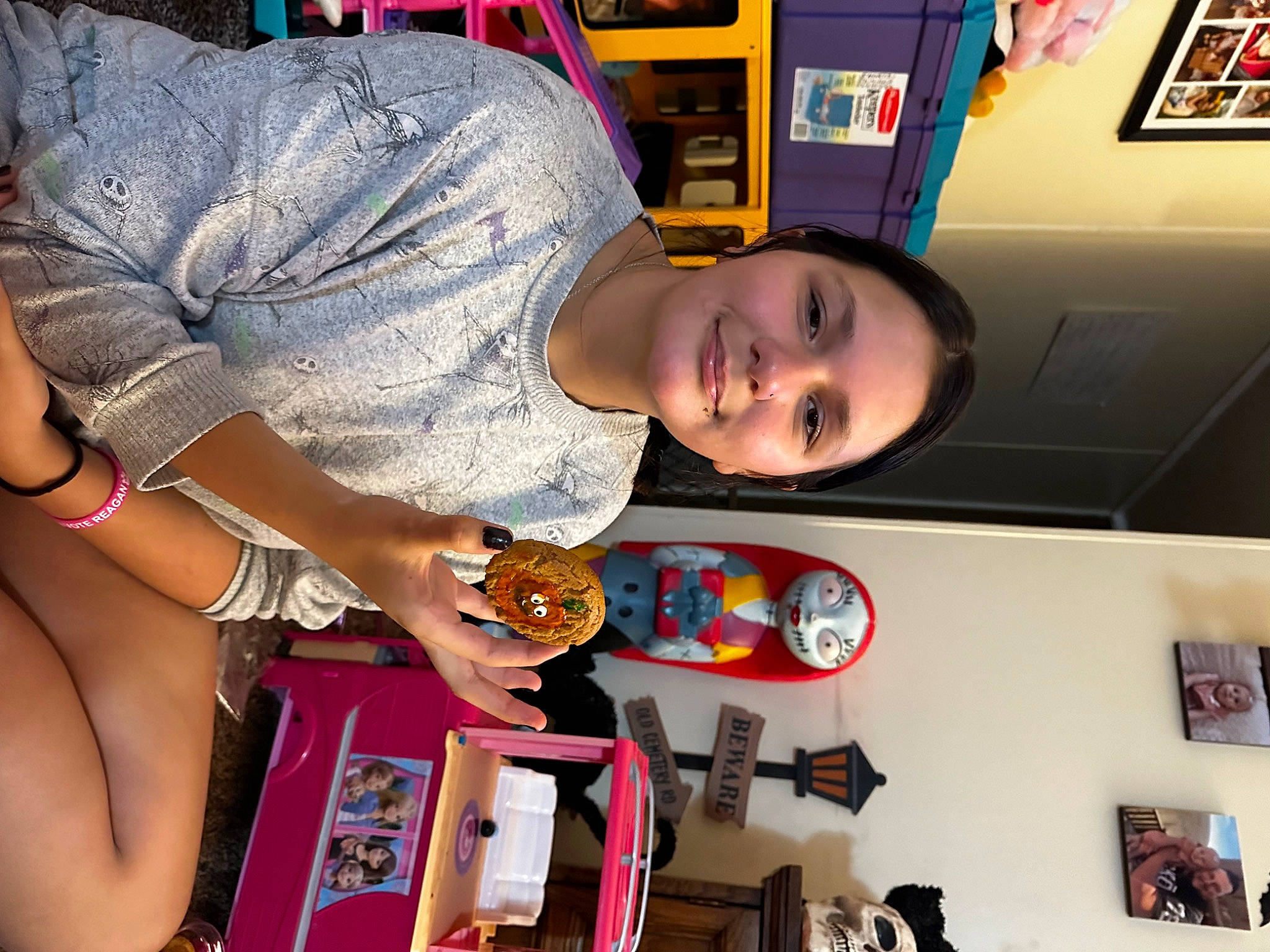 Macy is registered to the contest to win money with this photo: child, fun, happy, human_leg, joy, leisure, party, person, photograph, photography, picture_frame, play, room, smile, snapshot, t_shirt, thigh, toddler