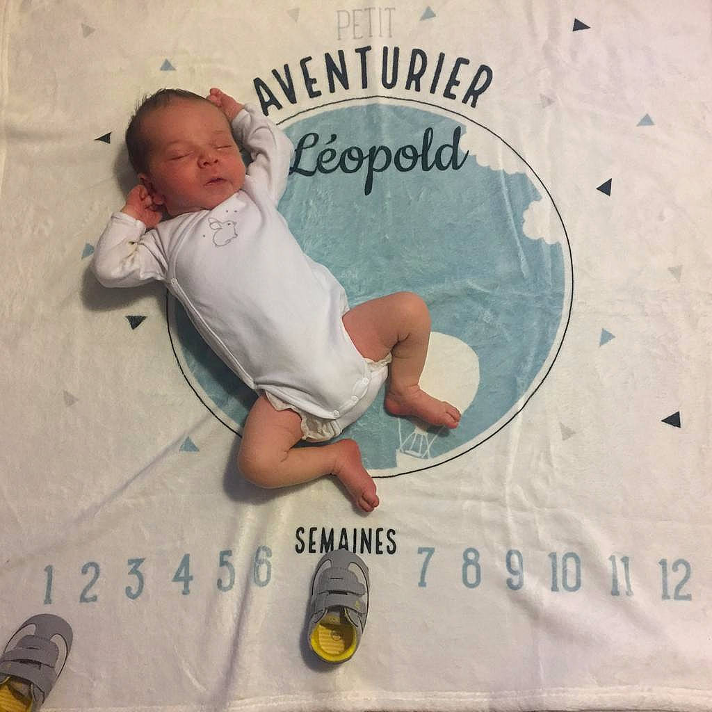 Léopold a rejoint le concours — aidez-le/la à gagner de superbes lots ! baby, child, font, person