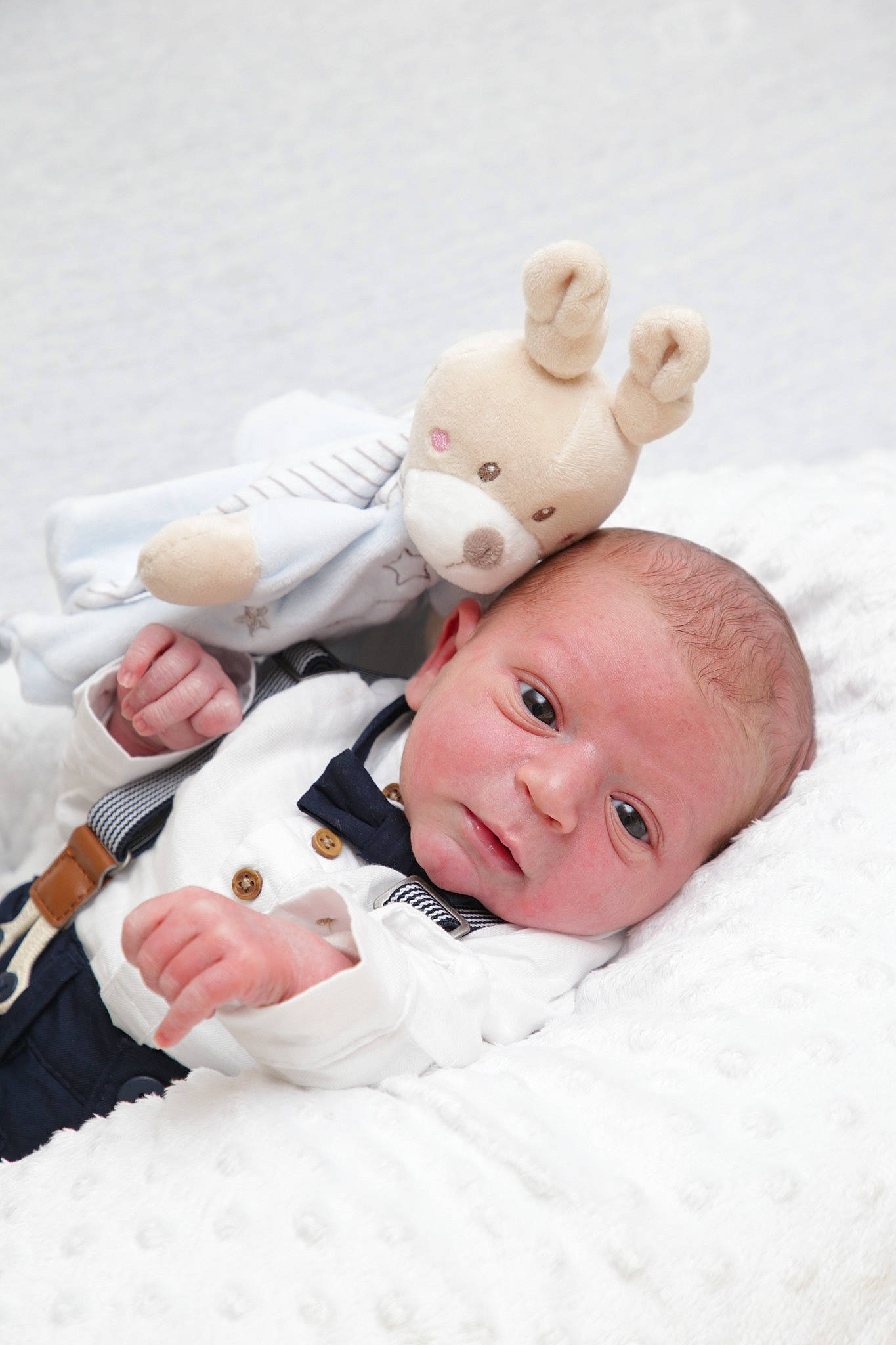 Tyano participe au concours pour gagner de l'argent avec cette photo : baby, child, ear, person, photograph, photography, product, skin, toddler