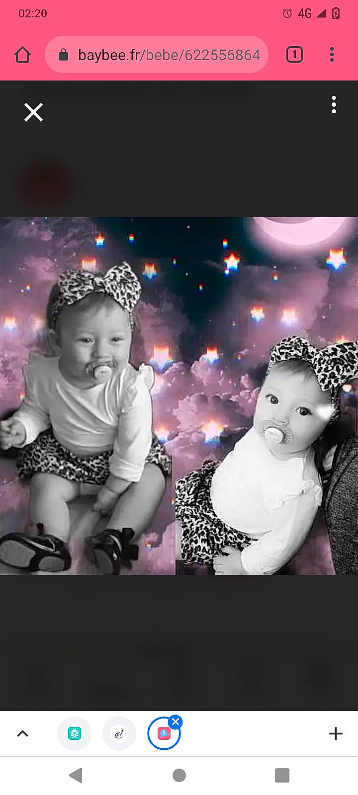 Léa participe au concours pour gagner de l'argent avec cette photo : art, baby, child, christmas_decoration, entertainment, event, facial_expression, fictional_character, flash_photography, fun, happy, jewellery, light, lighting, magenta, person, photo_caption, pink, purple, toddler