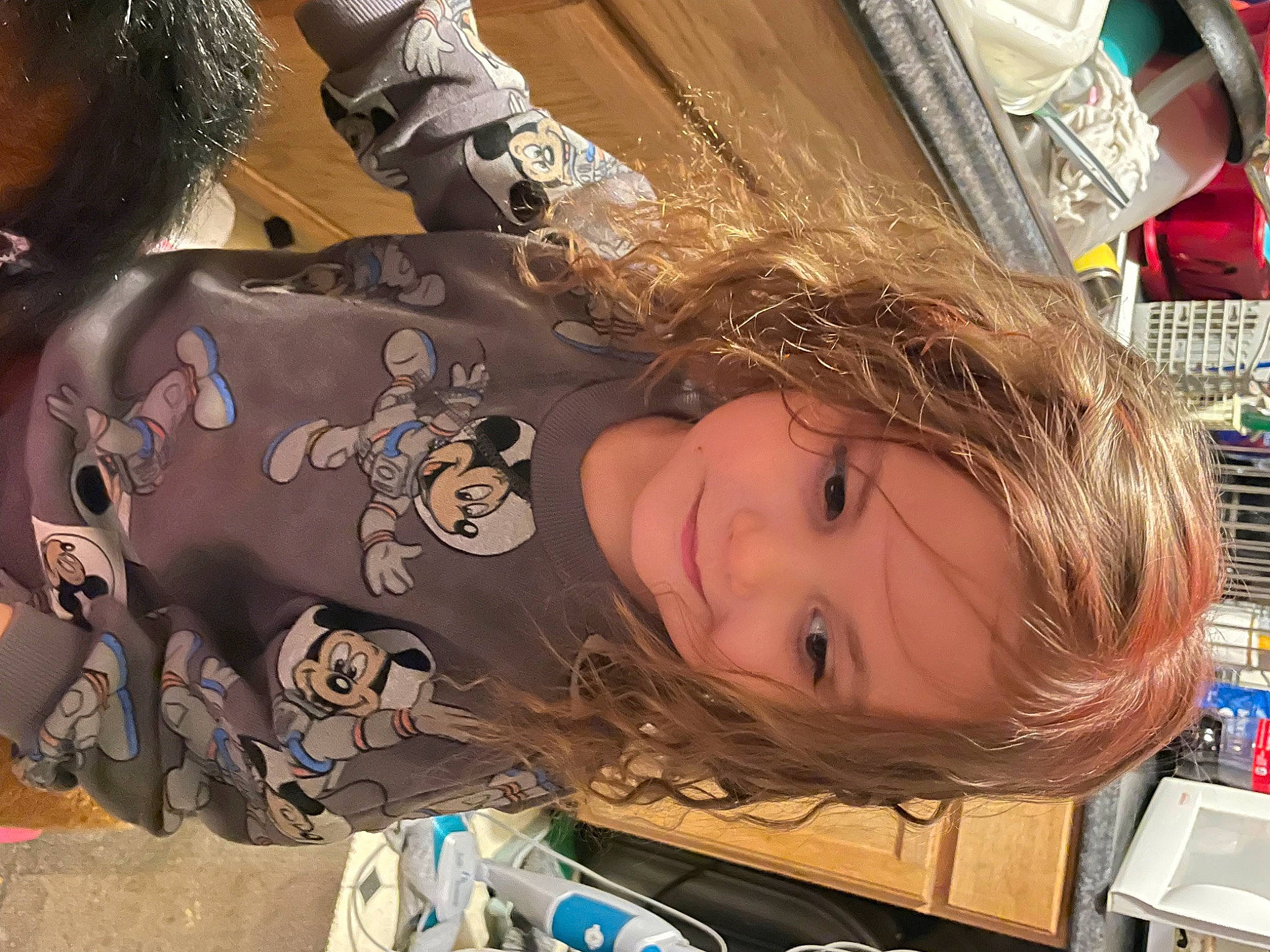 Terra is registered to the contest to win money with this photo: bangs, child, eyelash, fun, fur, happy, leisure, mouth, pattern, person, recreation, smile, t_shirt, toddler, travel, tree, vacation, wood