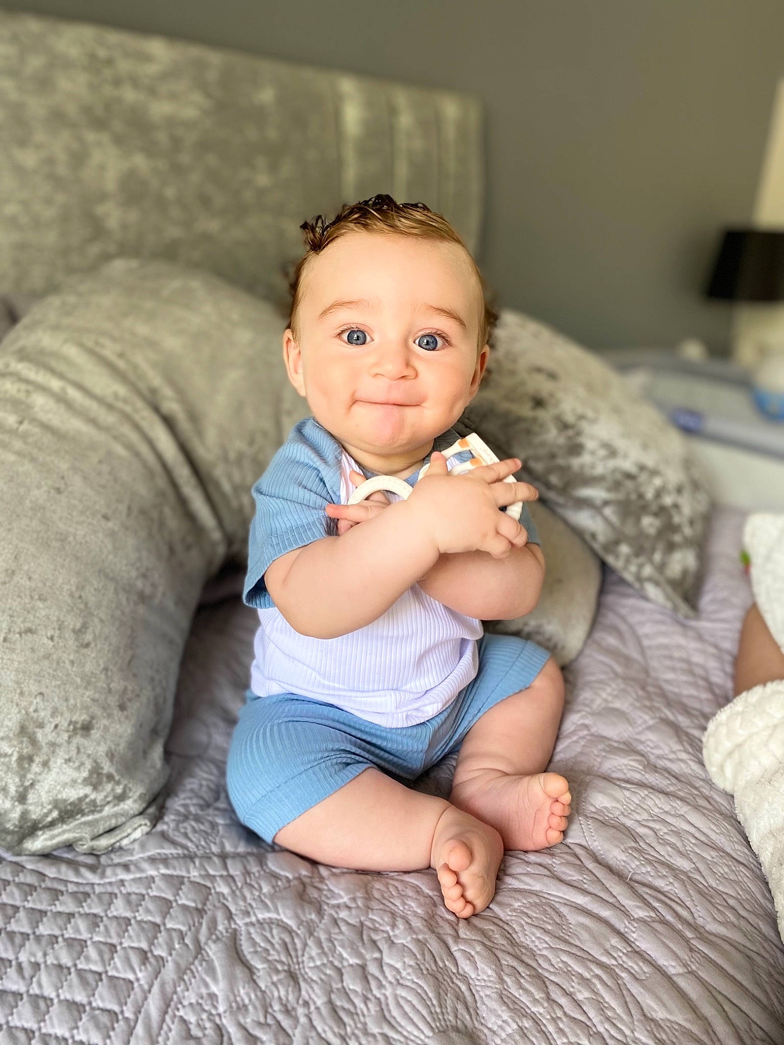 Ernie is registered to the contest to win money with this photo: abdomen, baby, baby_toddler_clothing, cheek, comfort, eye, flash_photography, floor, flooring, happy, head, iris, leg, mammal, person, skin, smile, standing, toddler, trunk