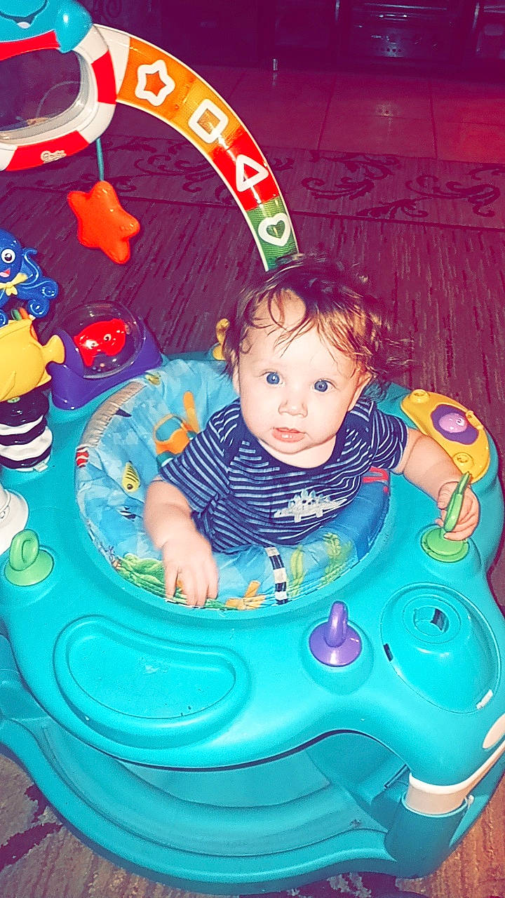 Karter is registered to the contest to win money with this photo: baby, baby_products, baby_toddler_clothing, baby_toys, bathing, bib, chair, child, circle, event, fictional_character, fun, happy, holiday, leisure, person, play, product, recreation, sitting