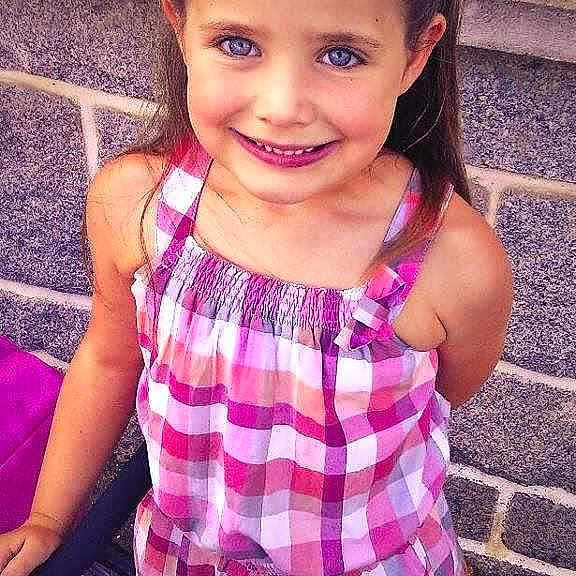 Louna a rejoint le concours — aidez-le/la à gagner de superbes lots !