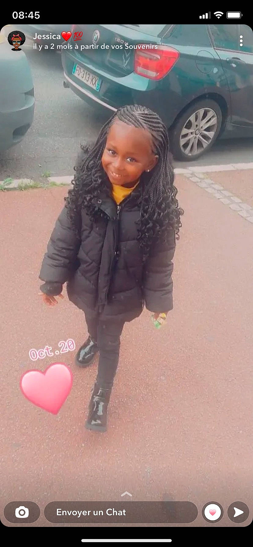 Ailnys participe au concours pour gagner de l'argent avec cette photo : asphalt, automotive_exterior, automotive_lighting, automotive_tire, balloon, car, clothing, eye, flooring, fun, happy, jacket, joy, land_vehicle, motor_vehicle, person, personal_luxury_car, rim, road, road_surface