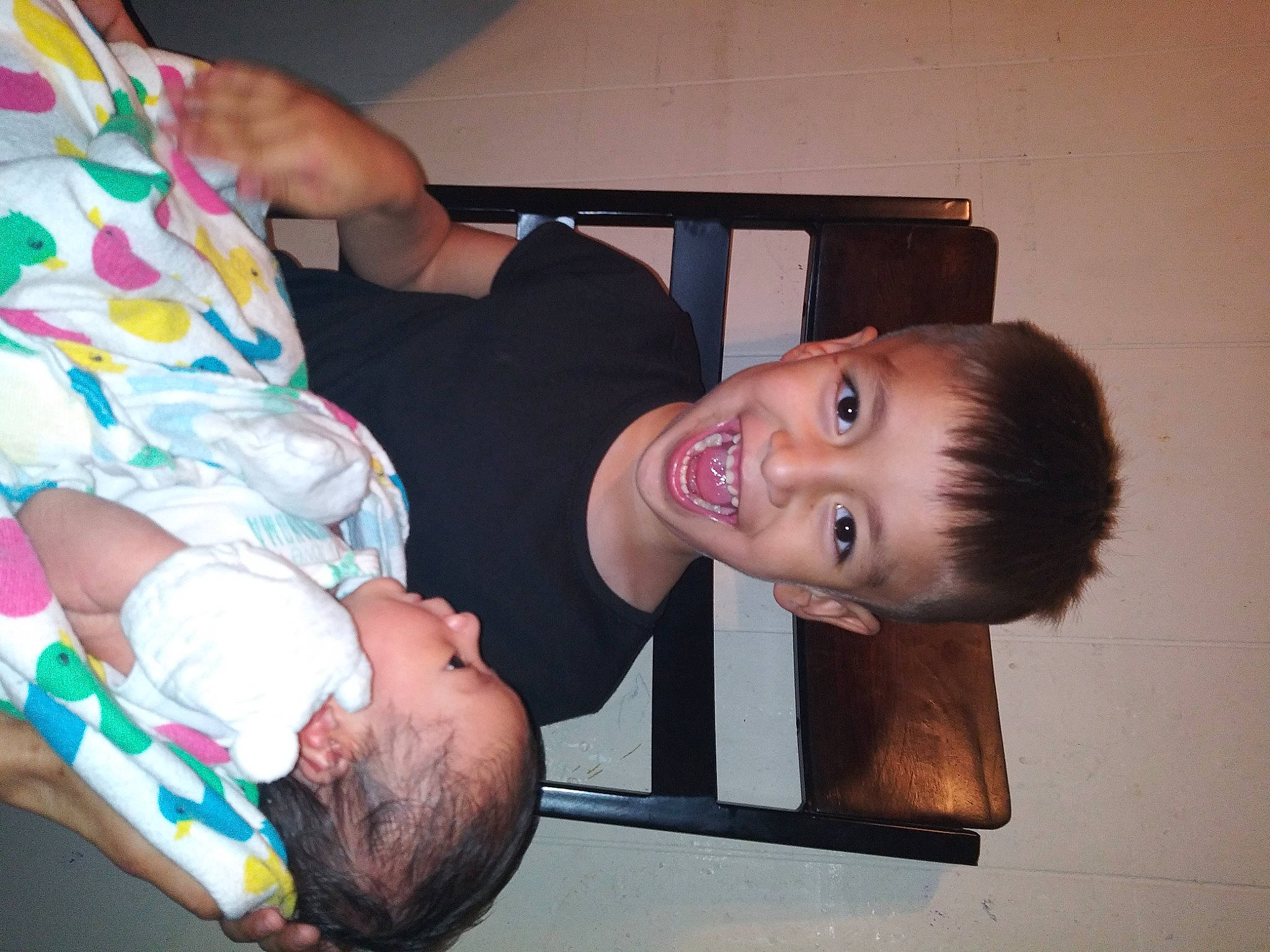 Julio is registered to the contest to win money with this photo: baby, child, joy, person, toddler