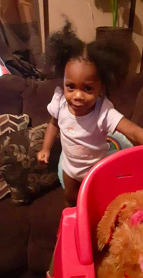 Ariana is registered to the contest to win money with this photo: baby, baby_toddler_clothing, beauty, cheek, child, comfort_food, cuisine, event, fun, happy, person, pink, sharing, sitting, smile, sweetness, t_shirt, toddler, vacation