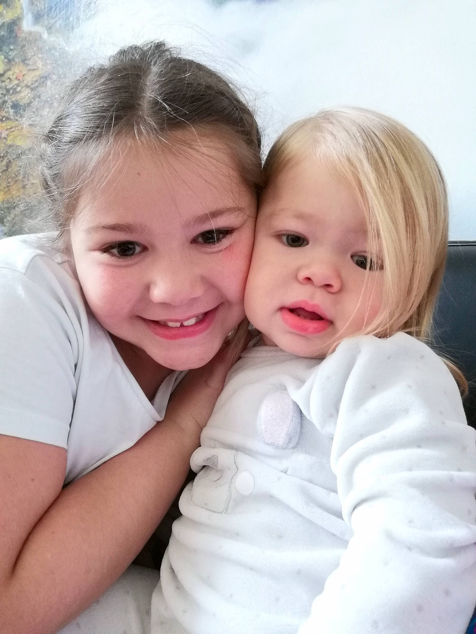 Inaya participe au concours pour gagner de l'argent avec cette photo : baby, cheek, child, eye, face, gesture, happy, hug, interaction, joy, lip, people, person, photography, sibling, skin, smile, toddler