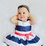 Kaycee is registered to the contest to win money with this photo: