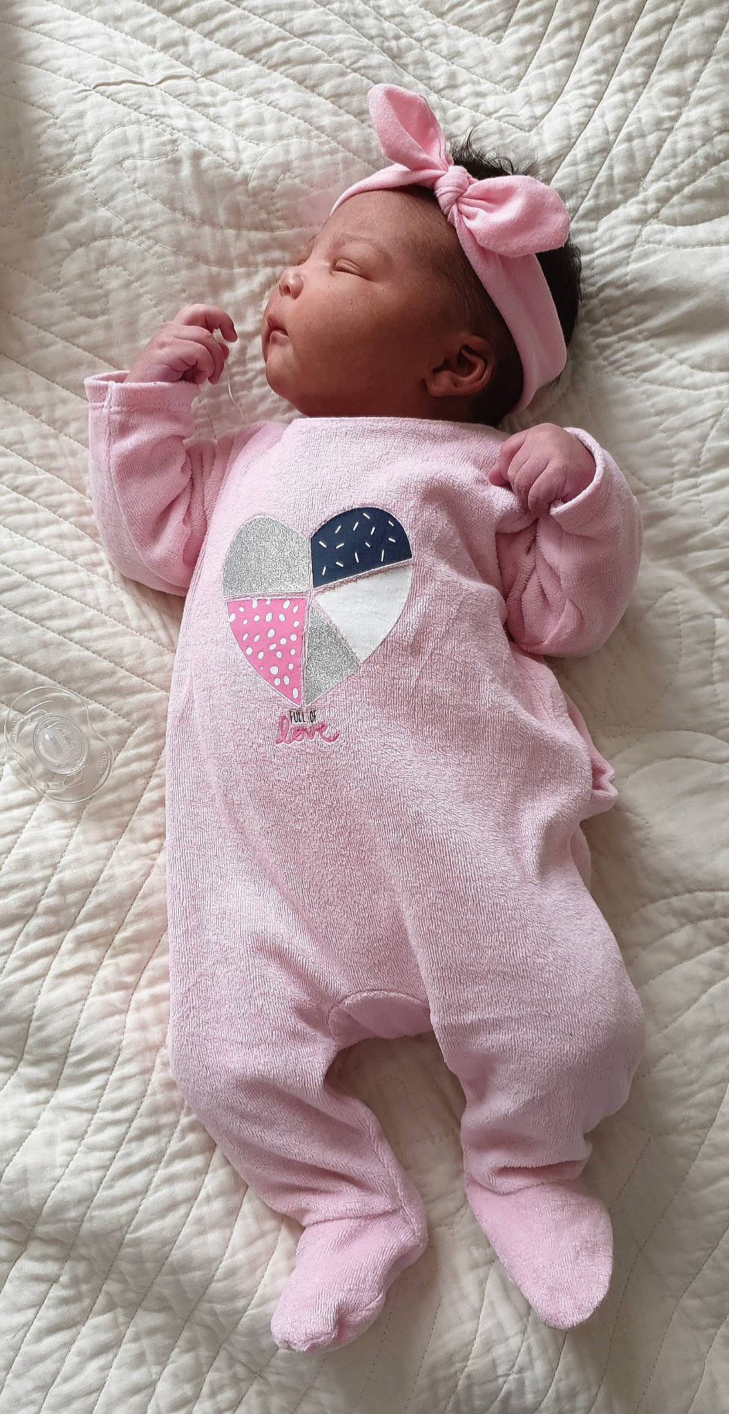 Mylana participe au concours pour gagner de l'argent avec cette photo : baby, baby_products, baby_toddler_clothing, cheek, child, doll, person, pink, product, sleep, toddler, toy