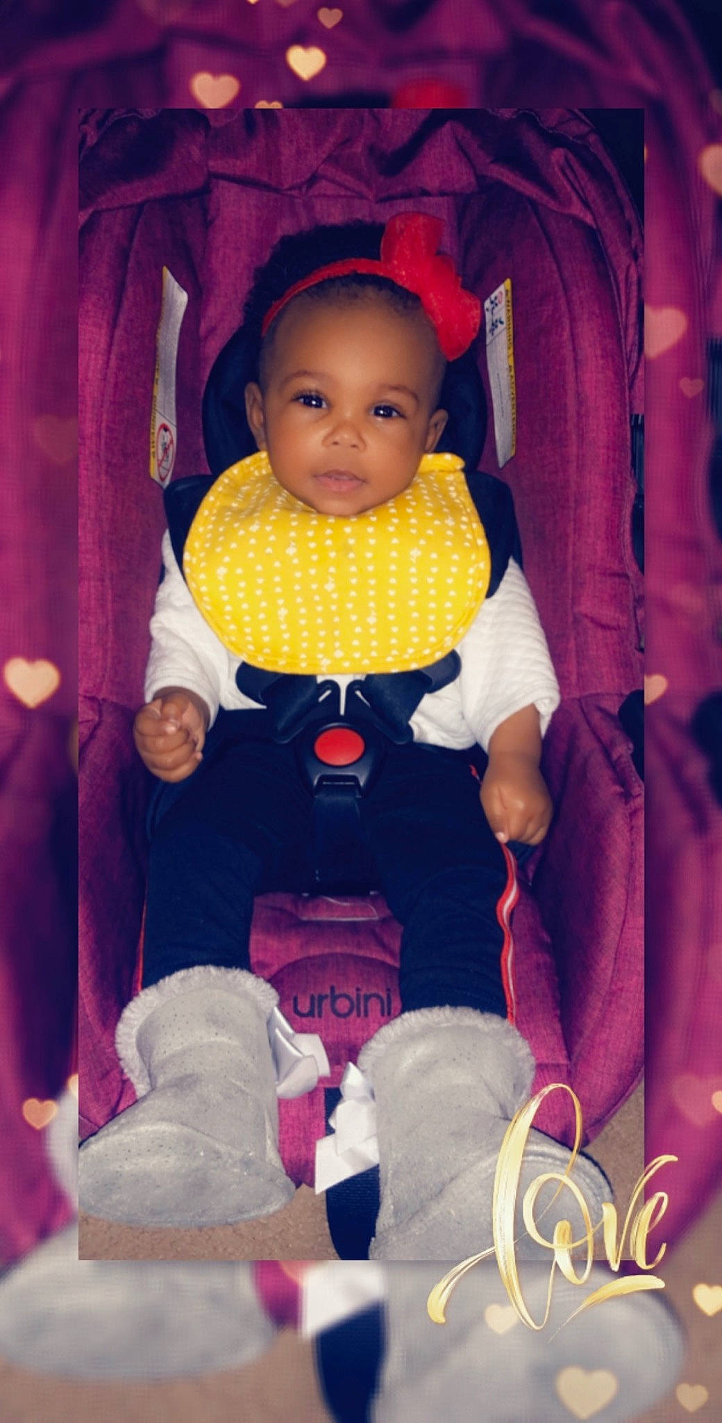 Asè is registered to the contest to win money with this photo: baby, baby_products, cheek, child, eye, magenta, person, pink, product, skin, smile, toddler