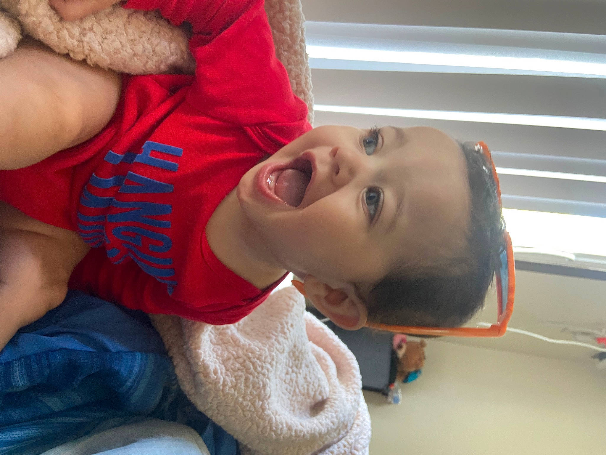 Davon is registered to the contest to win money with this photo: abdomen, cheek, chest, child, comfort, elbow, eyelash, facial_expression, fun, happy, joint, mouth, neck, nose, person, shoulder, skin, smile, thigh, toddler