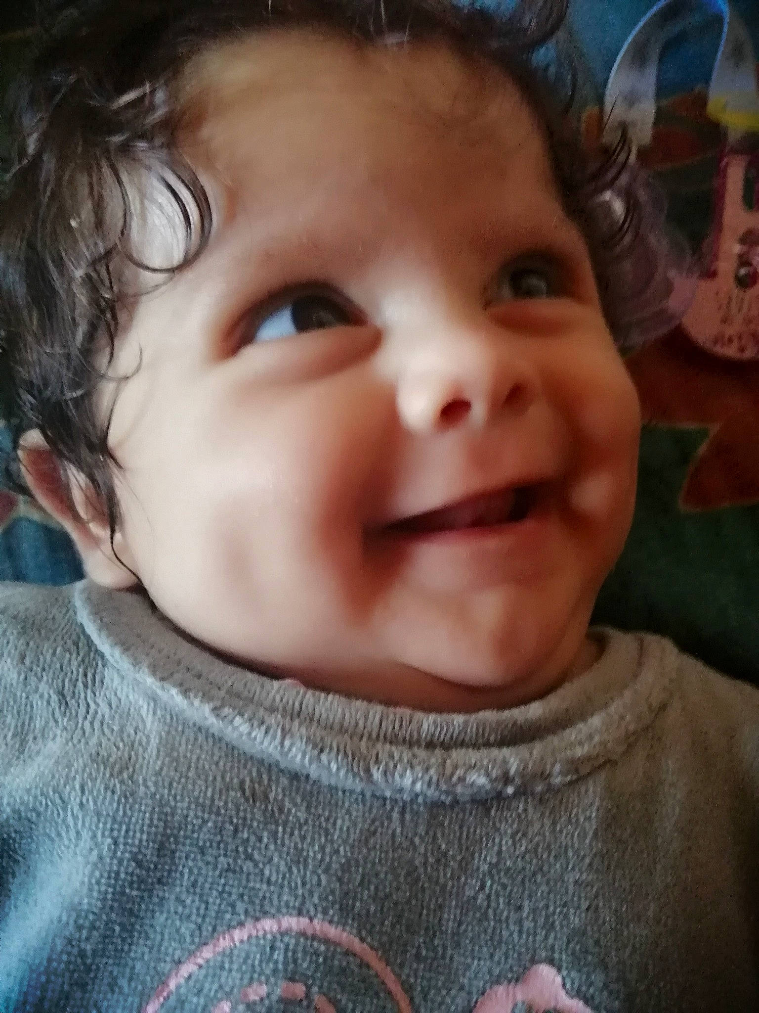 Kélyia participe au concours pour gagner de l'argent avec cette photo : baby, beauty, cheek, child, chin, close_up, cool, eye, eyebrow, face, facial_expression, forehead, head, joy, lip, mouth, nose, organ, person, skin