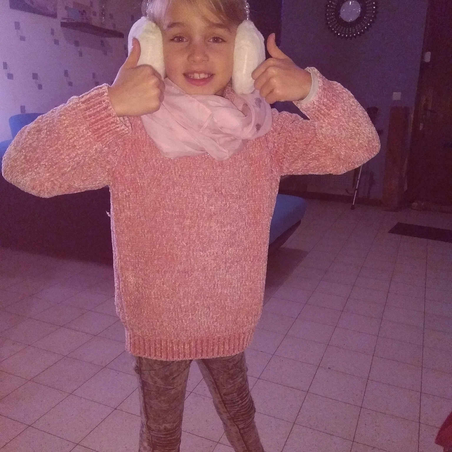 Maelysse participe au concours pour gagner de l'argent avec cette photo : arm, child, clothing, day, flooring, fun, girl, hair, head, human, human_hair_color, joy, leg, outerwear, person, pink, product, shoulder, skin, standing