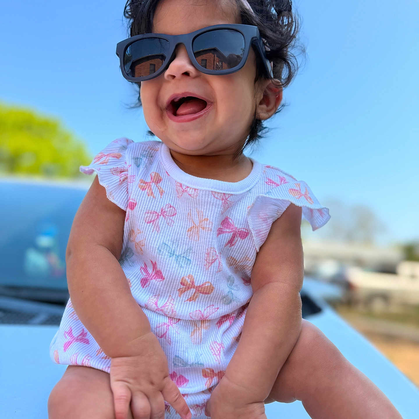 Naveiah is registered to the contest to win money with this photo: accessories, baby, babylaughing, bodypart, crying, face, finger, glasses, goggles, hand, happy, head, laughing, person, photography, portrait, sad, smile, sunglasses